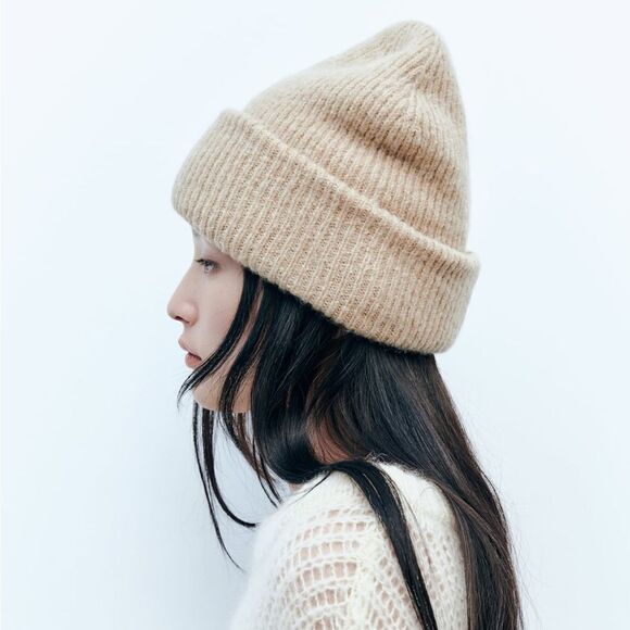 Zara Oyster White Knit Hat - Picture 5 of 5